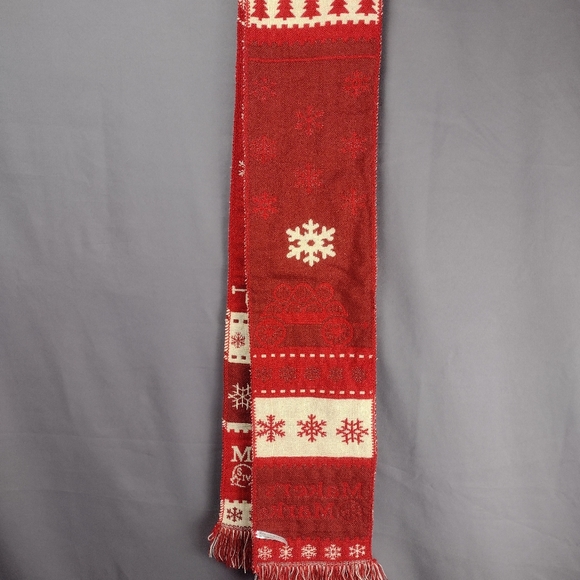 Maker's Mark Scarf - Picture 4 of 5